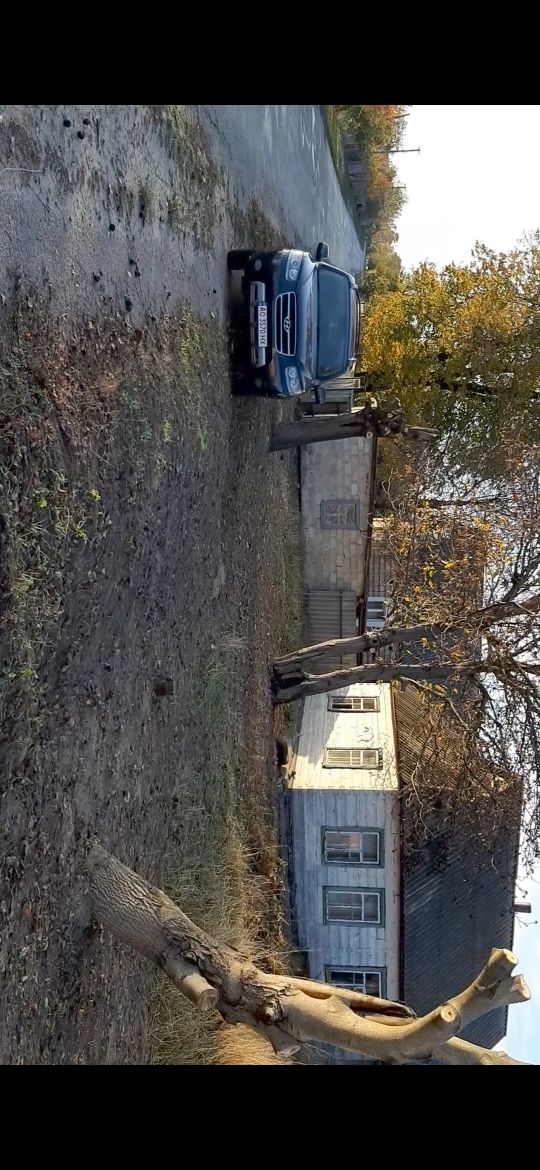 Продам будинок приватизоааний,та участок 25соток