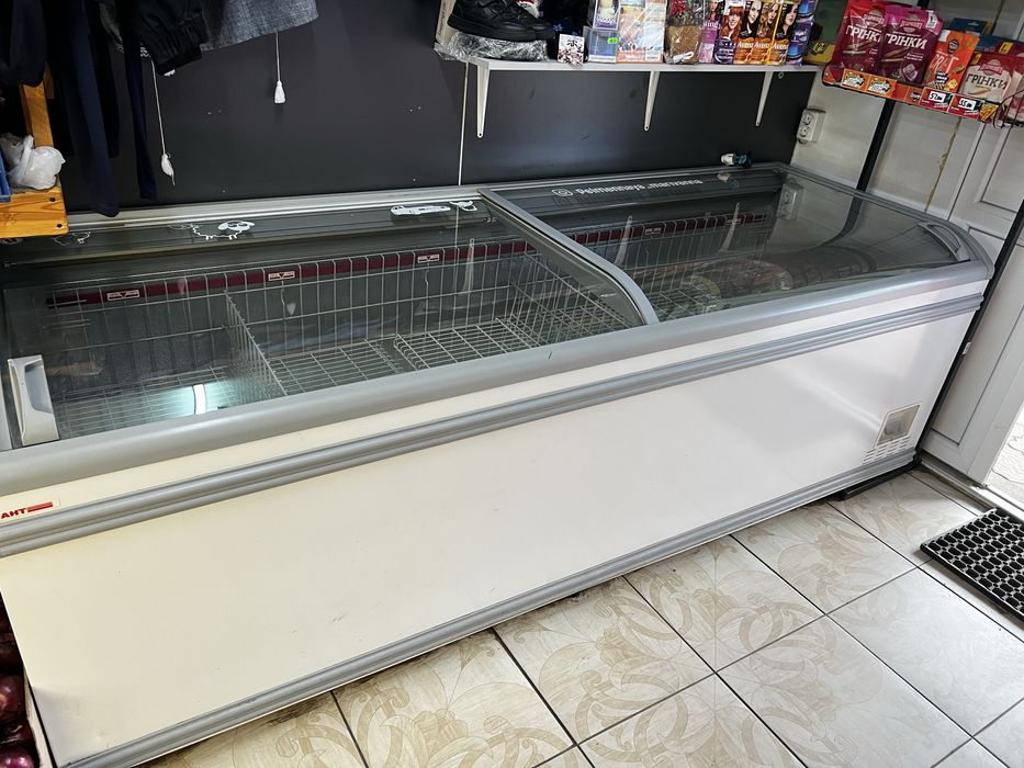 Продам ларь 2.5 м