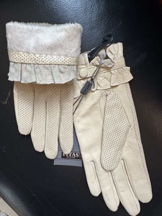 Перчатки из натуральной кожи.Женские