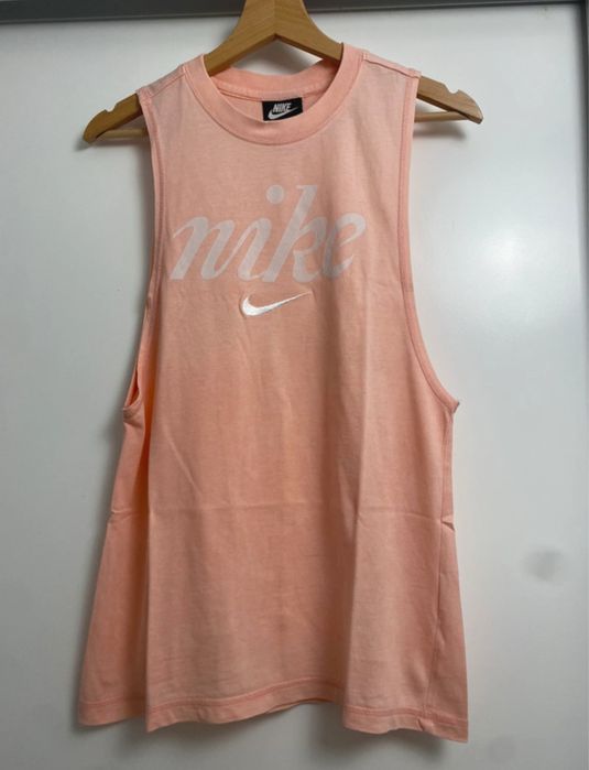 T-shirt Nike.