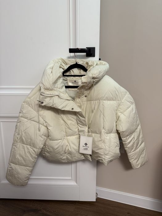 Пуфер,пуховик молочний