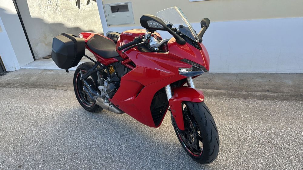 Ducati Supersport 950