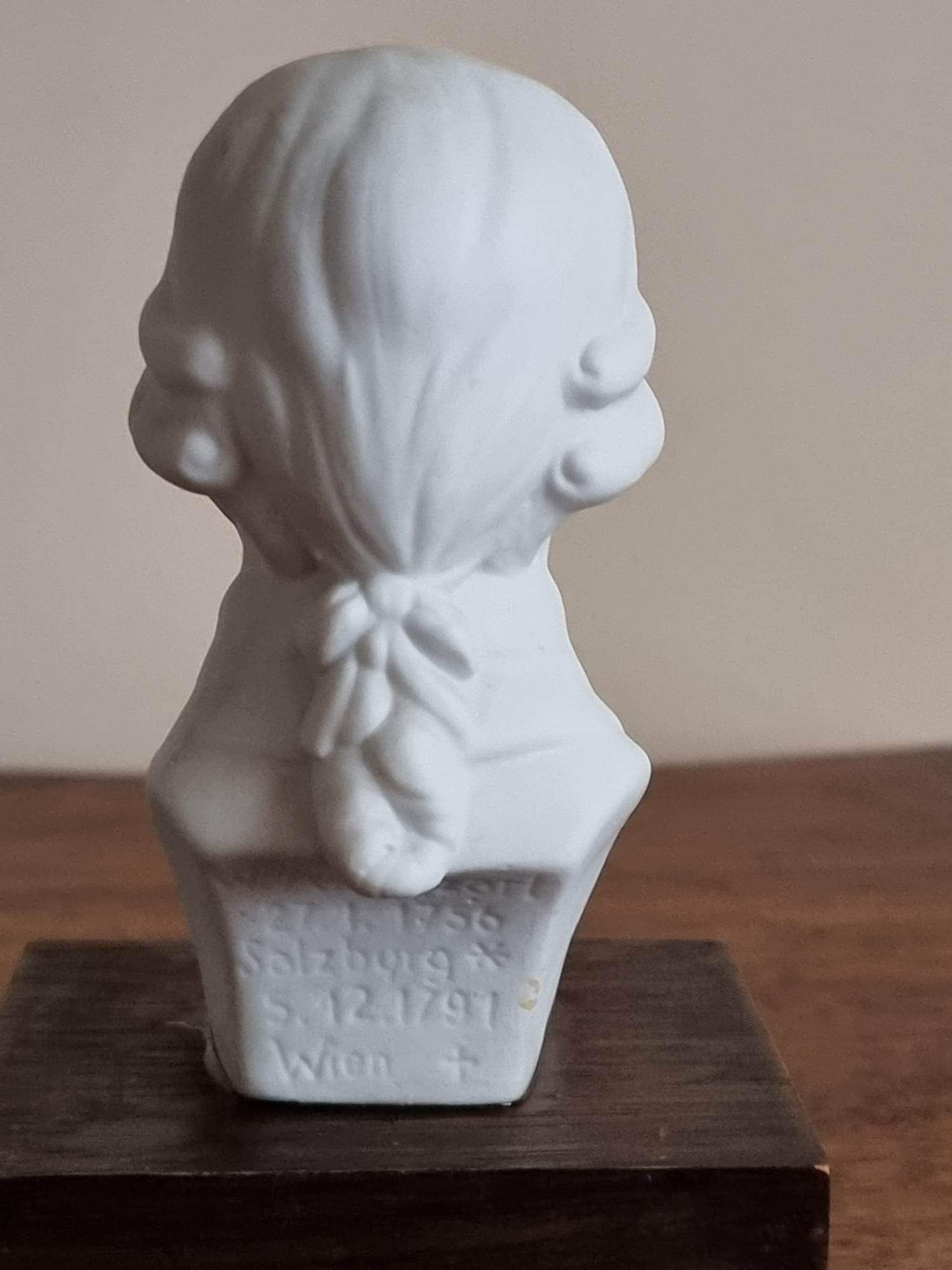 Mozart- Popiersie- Porzellan - Figurka