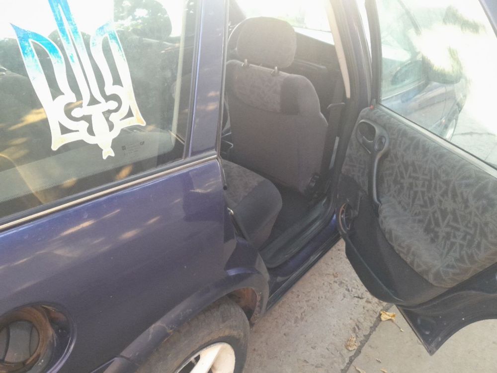 Opel Vectra B 2.0