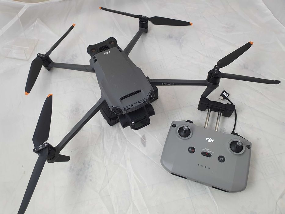 DJI Mavic 3 FCC американец с дефектом датчика приближения