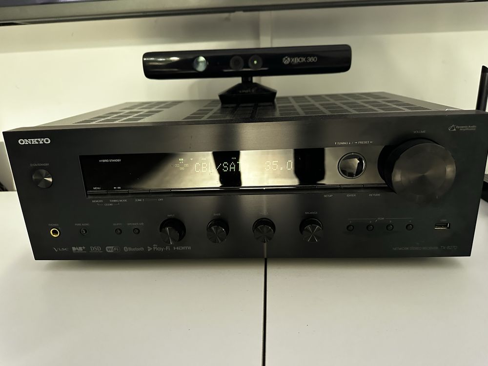 Wzmacniacz stereo ONKYO TX 8270