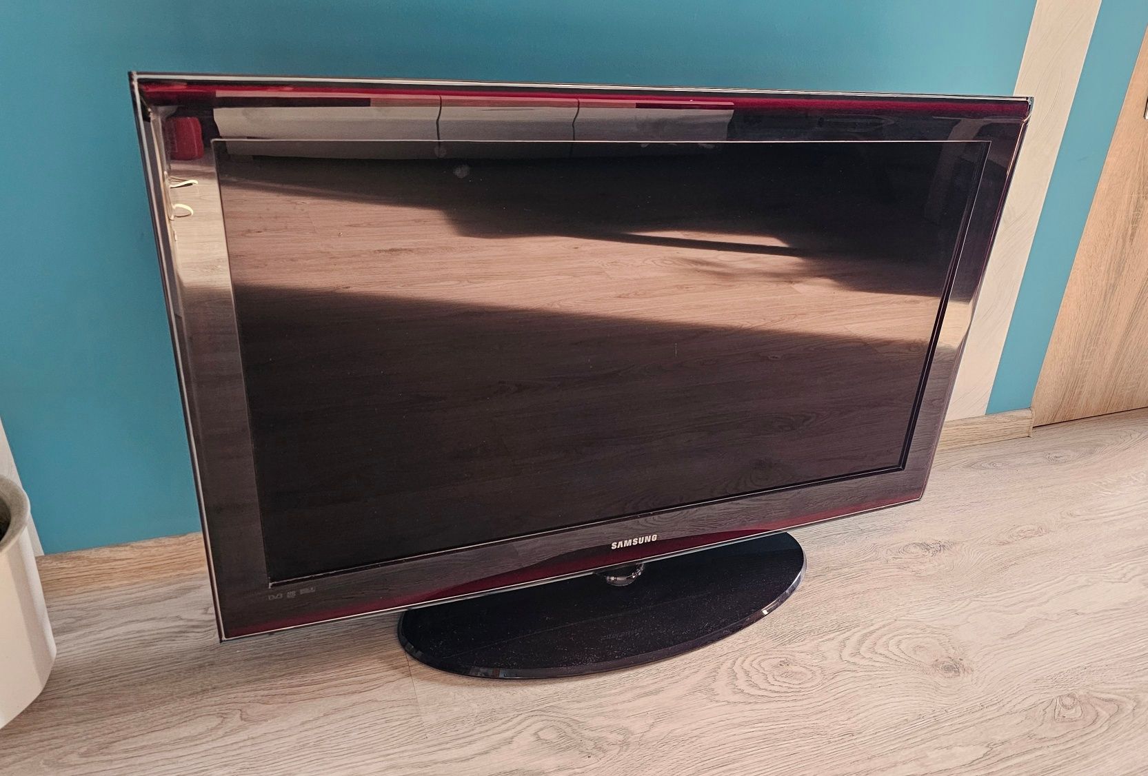 Telewizor SAMSUNG 43 cale. SMART TV