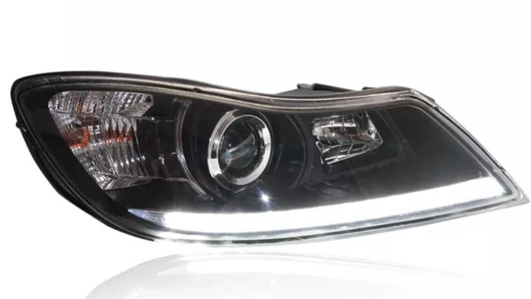 NOWE lampy przednie lampa przód Skoda Octavia 2008 - 2013