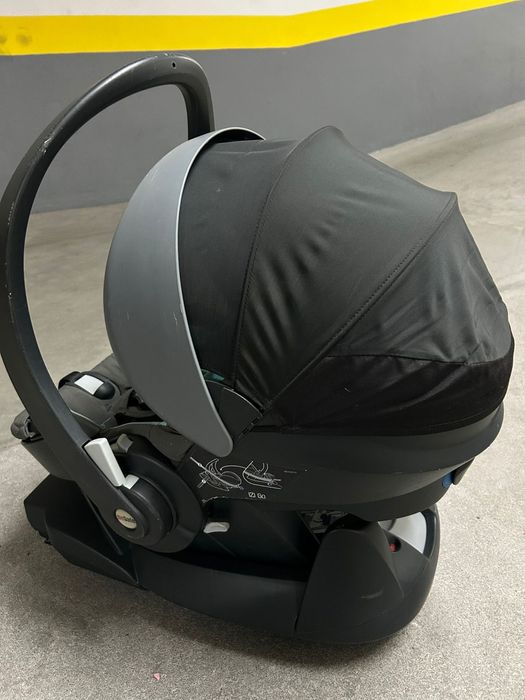 Ovo Bébe BeSafe com base Isofix