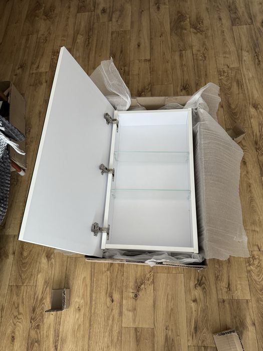 Навісний шафа-поличка-дзеркало у ванну 41*70