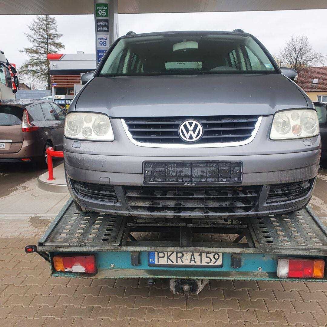 Volkswagen Touran 1.6 FSI kod lakieru LD7X, manual  na części