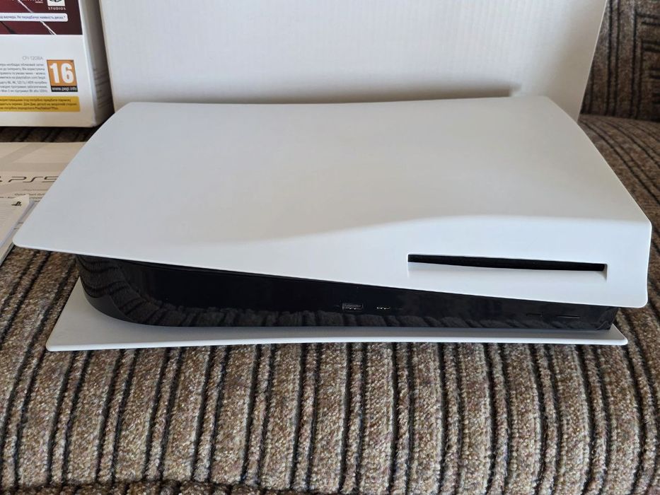 PS5 Blu Ray CFI-1208 Playstation 5 Sony приставка