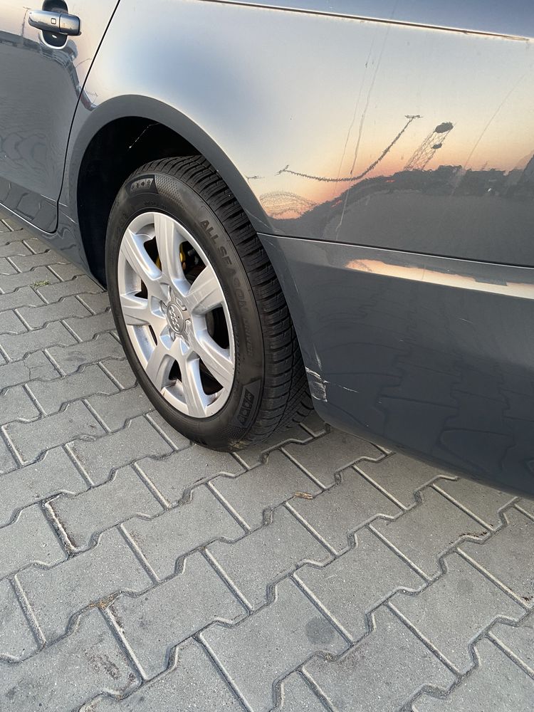 Audi a4b8 avant 2010r 2.0tdi