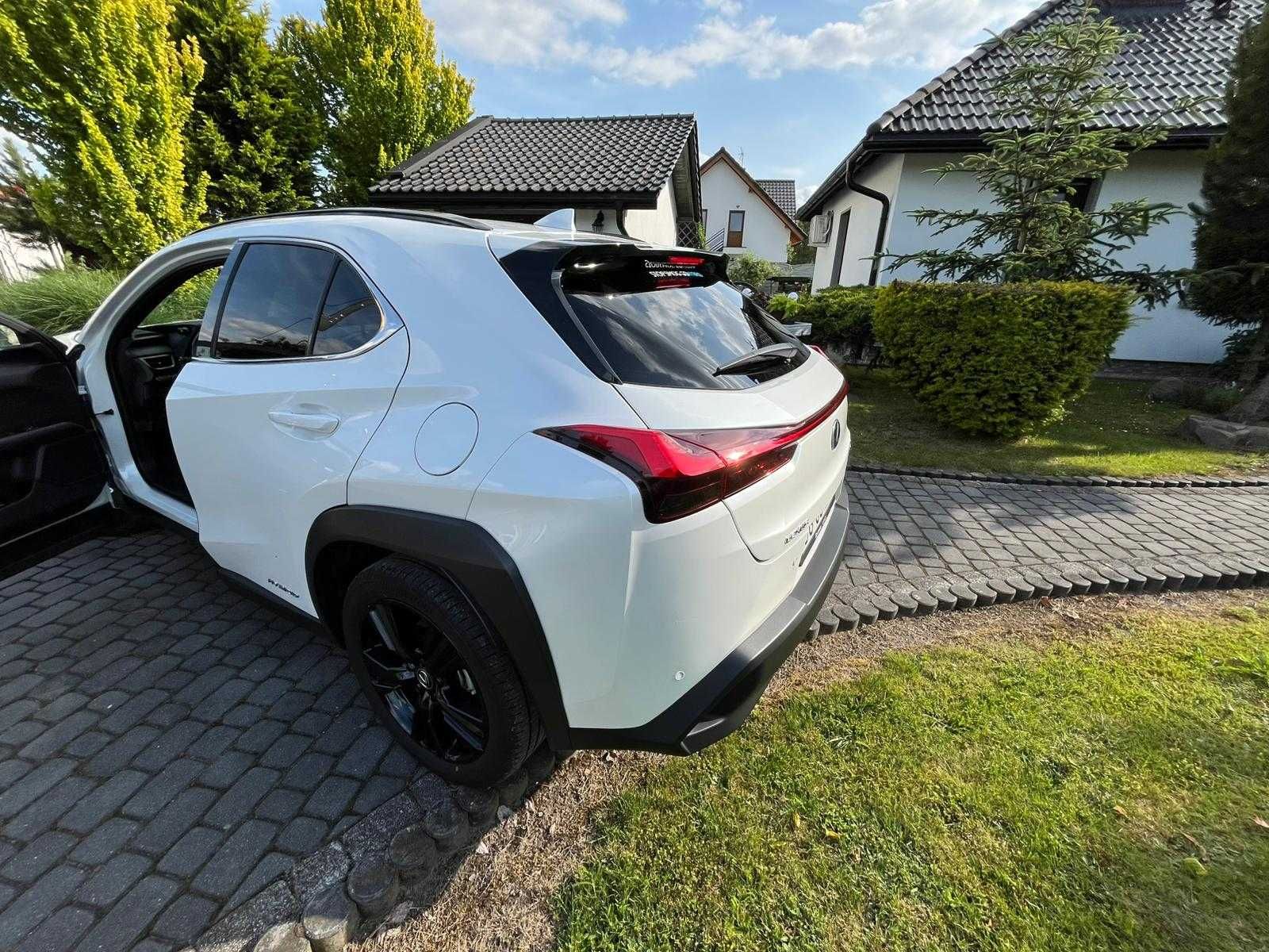 LEXUS UX250h FWD Hybryda