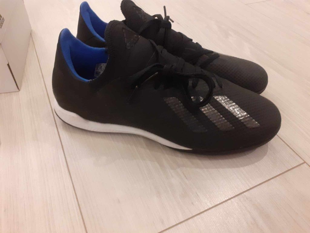 Buty piłkarskie Adidas turfy X 18.3 TF D98077, rozmiar 41 1/3.