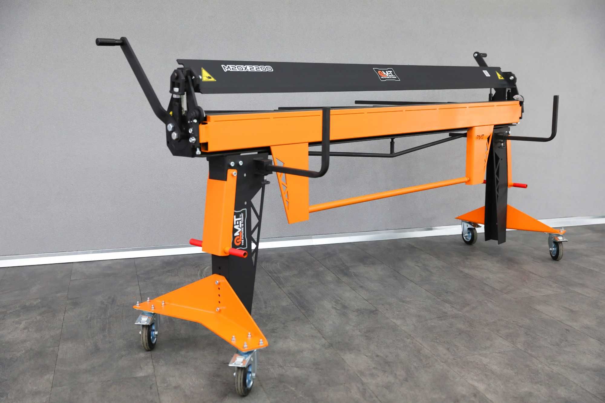 Mobilna Giętarka do blachy M20X2200 z nożem