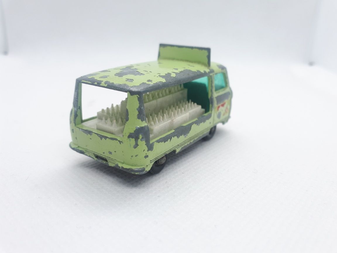 Commer Bottle Float no. 21 Lesney Matchbox