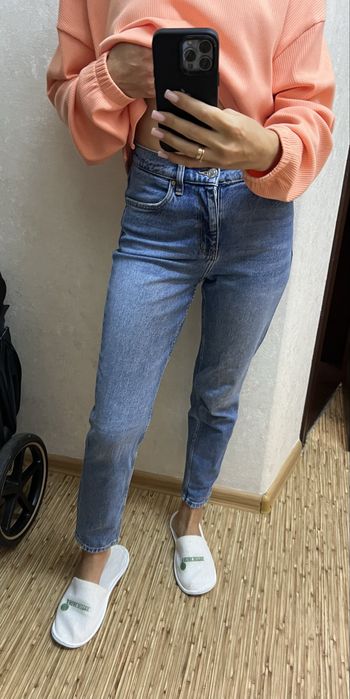 Жіночі джинси Mom Calvin Klein,Mango розмір 26