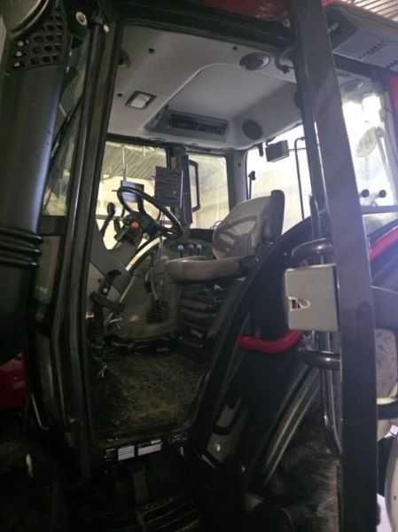 Valtra N123 Hitech 2200mtg salon PL 2 kpl kół plus ładowacz Quick q46