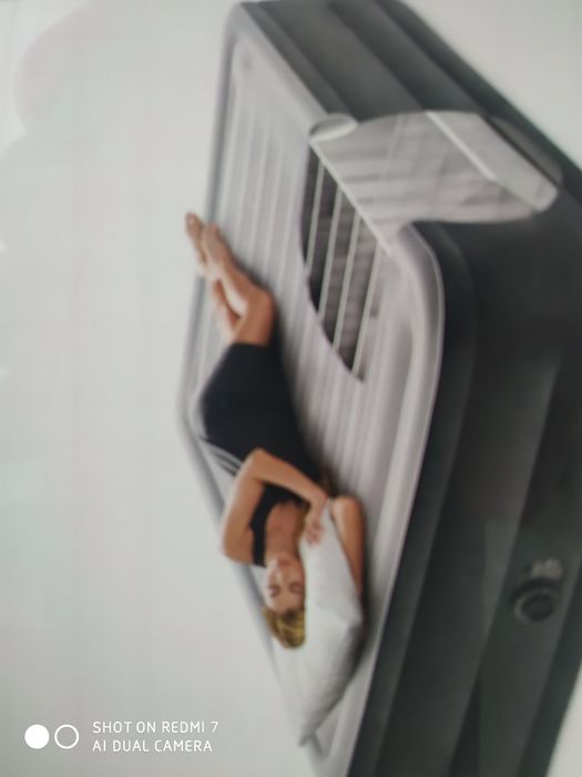 Sprzedam łóżko dmuchane, duże ,wysokie