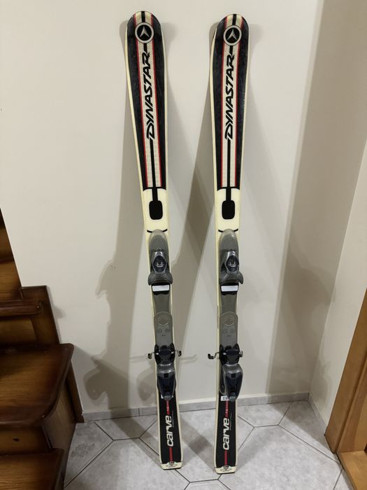 Продам лижи dynastar