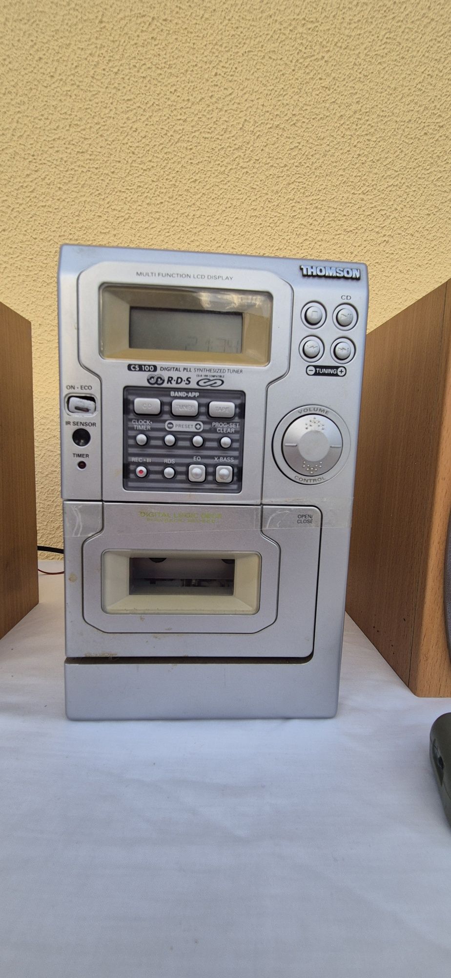 Aparelhagem Thomson + Colunas Thomson 2.0