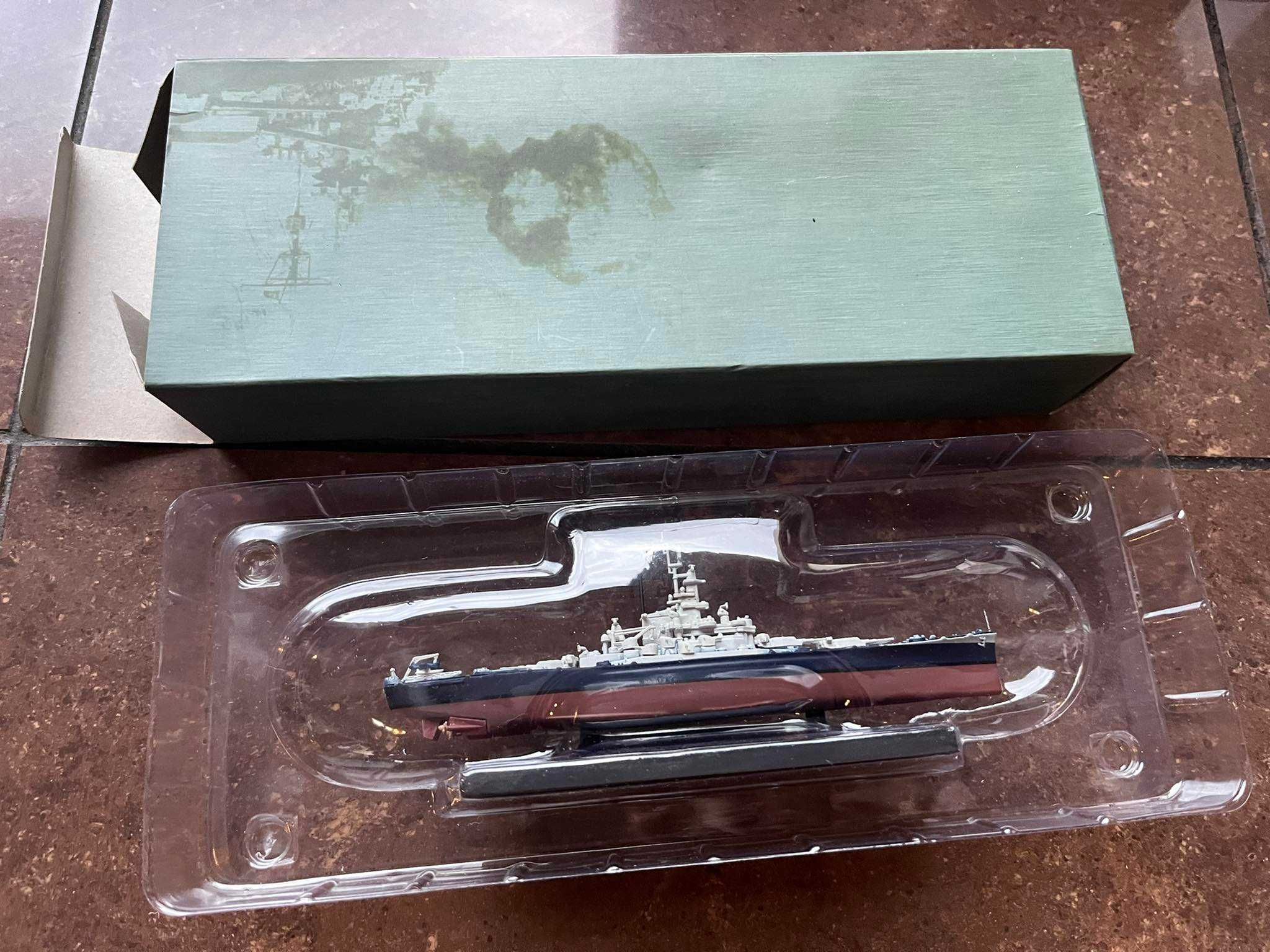 Okręt statek USS Massachusetts model Deagostini