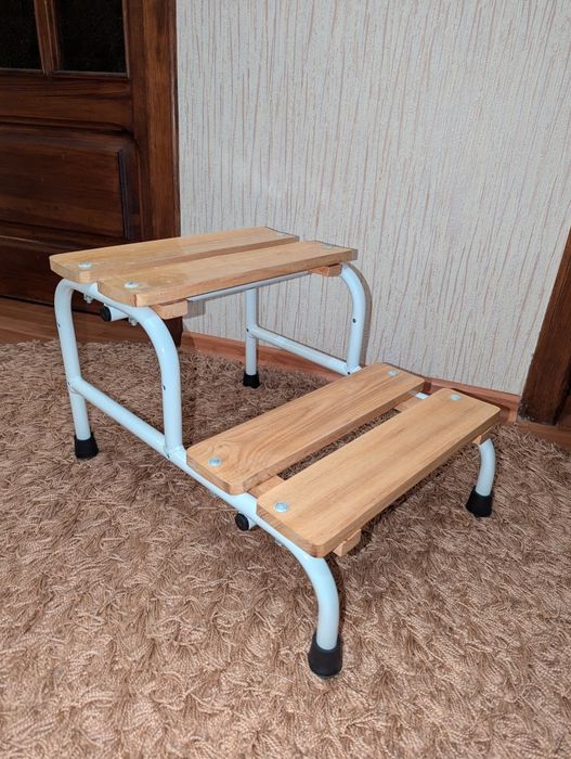 Східці з поручнем