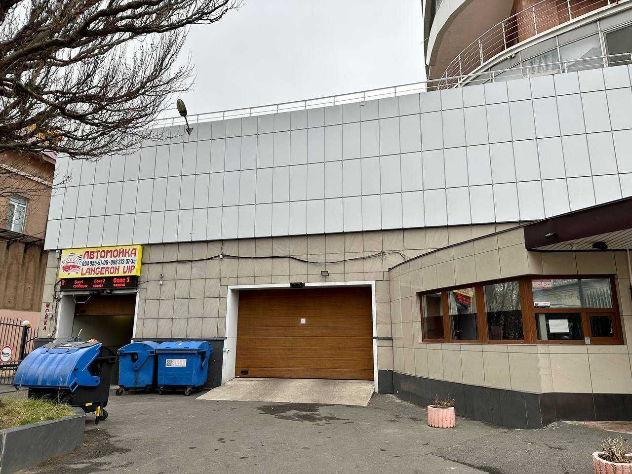 Продам действующую автомойку в Одессе. Парк Шевченко 140 кв м