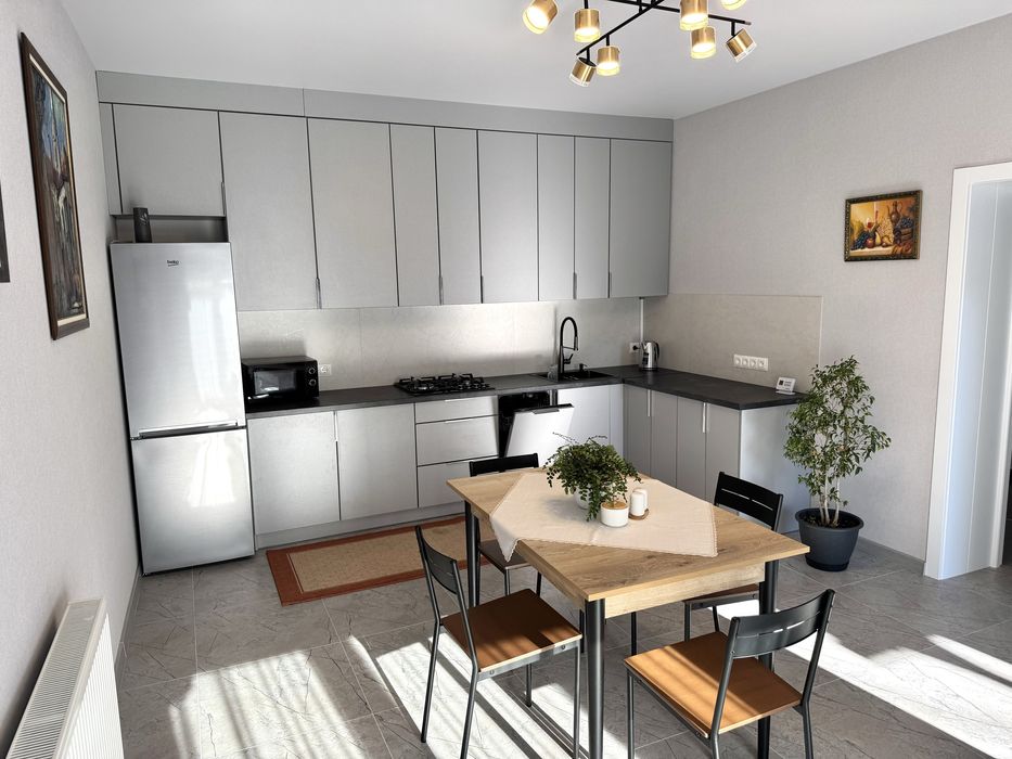 Оренда будинка, Перше заселення