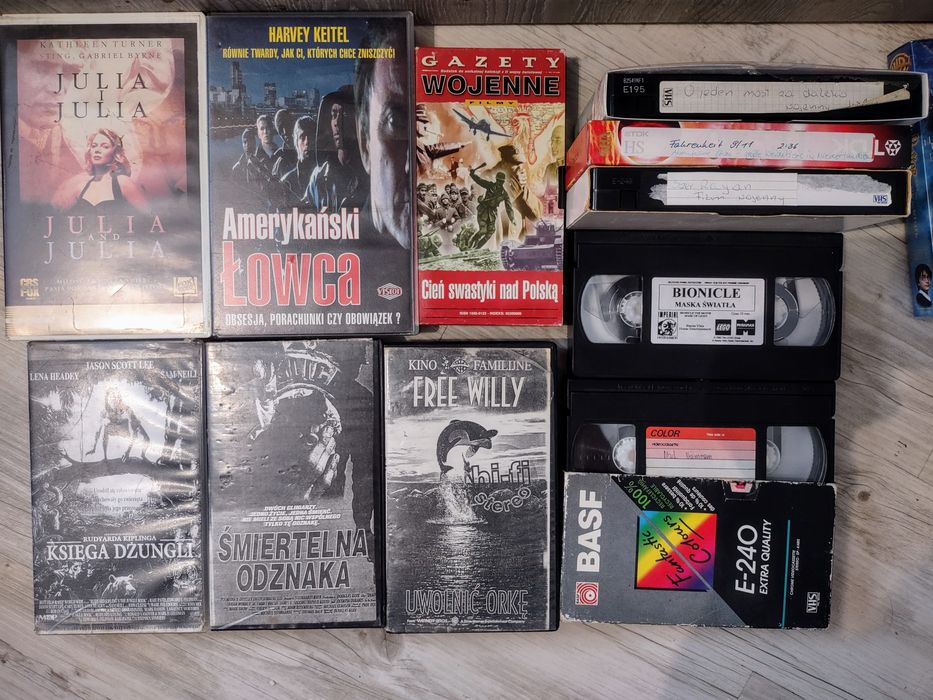 Filmy VHS Kasety wideo Wojenne Julia Łowca Fahrenheit Lego