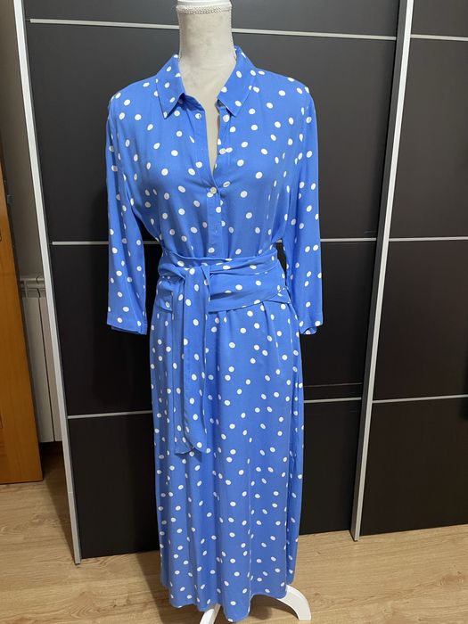 Vestido azulao com bolas