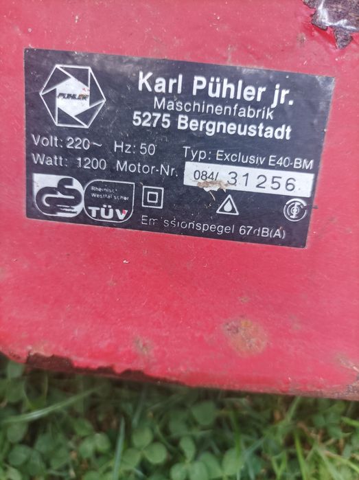 Kosiarka elektryczna.