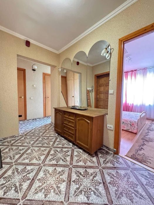 Оренда 2 кімнати Лесі Украінки