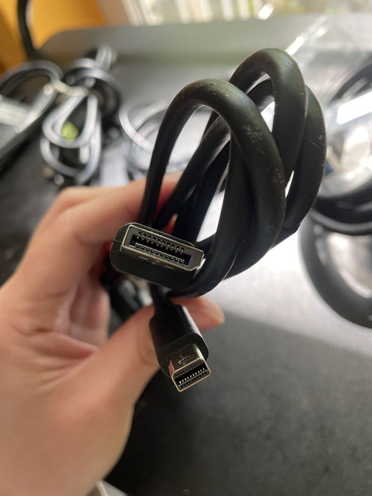 Sprzedam kable 5 sztuk