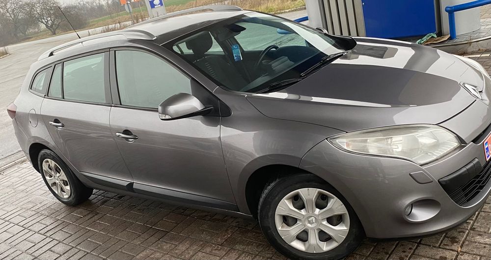 Продам Renault Megan 2010