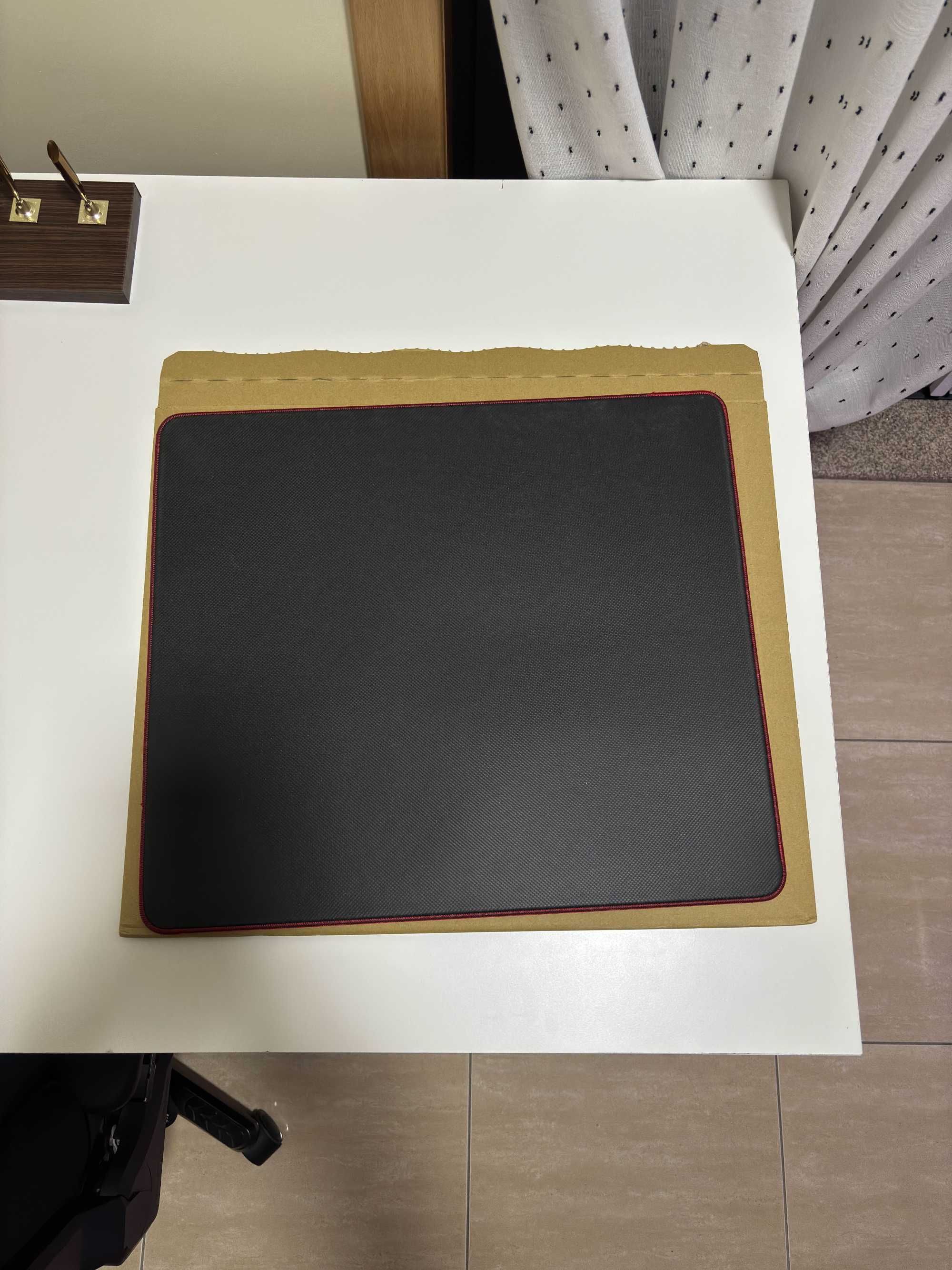Tapete de Rato Saturn Pro XSOFT