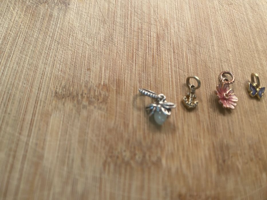 Pecas pandora variadas