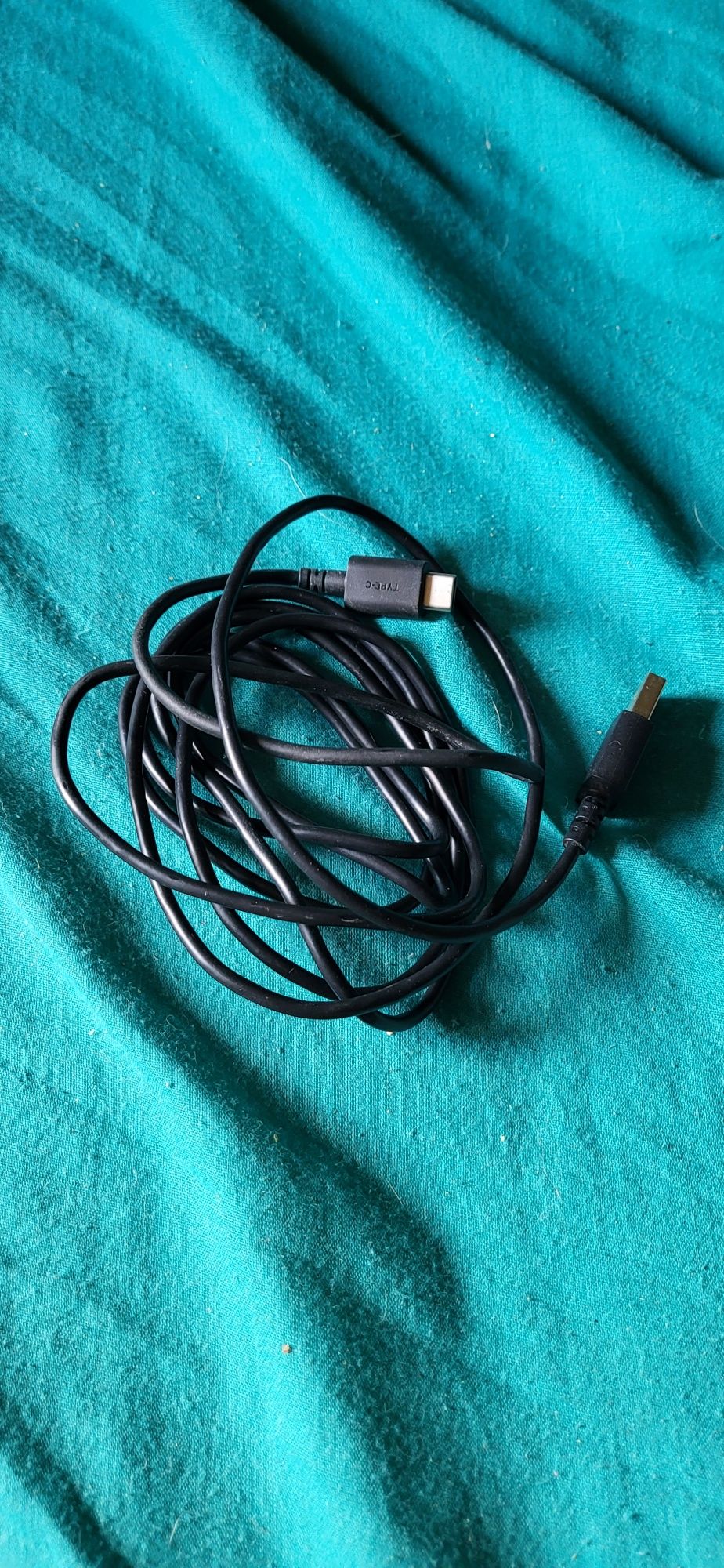 Продам микрофон Hyperx Solocast