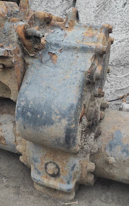 Роздатка раздатка роздавальна раздаточная коробка Татра 815