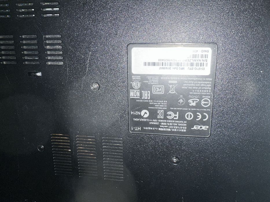 Acer aspire E5-571 portatil