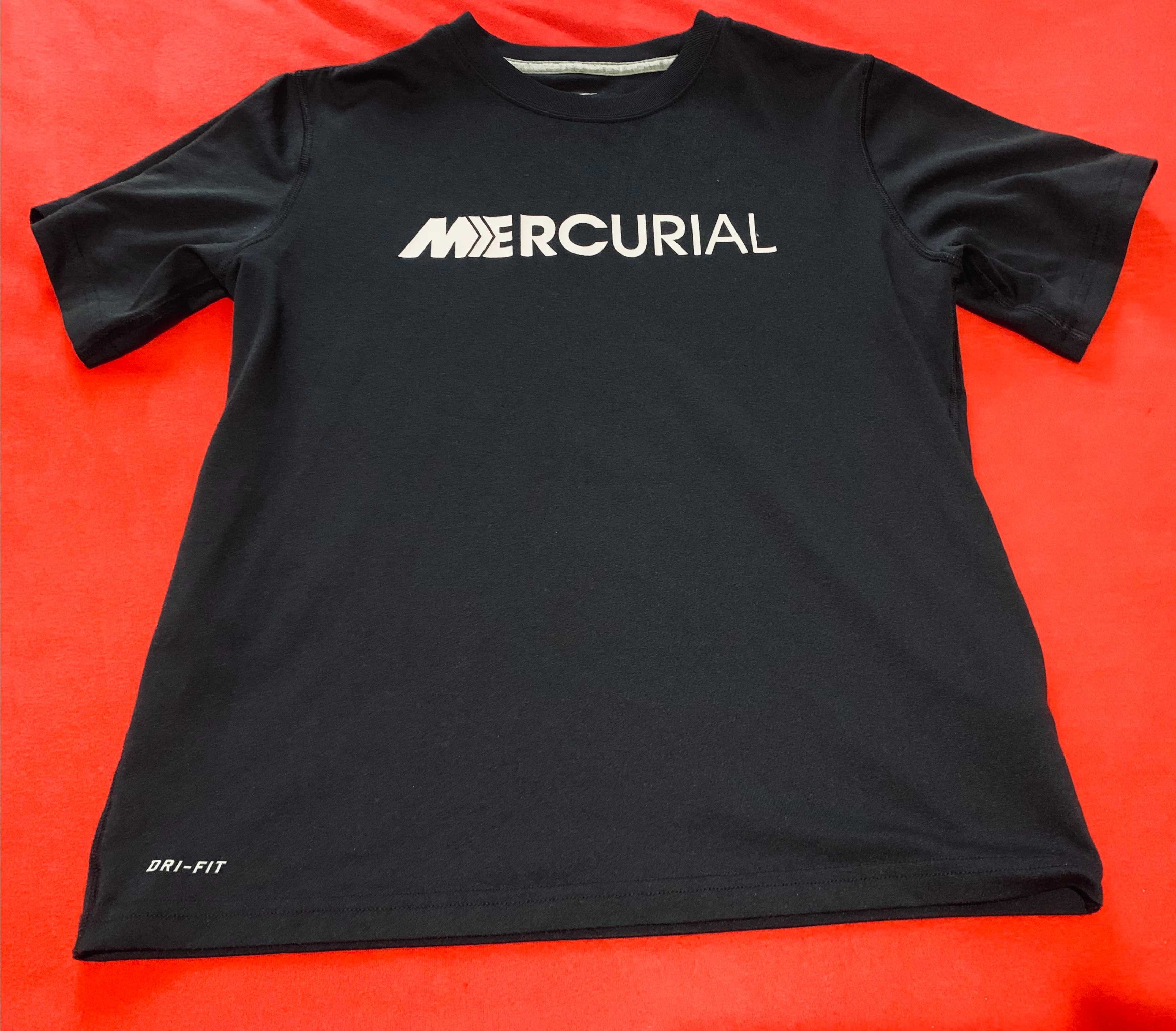 Nike Mercurial p.M спортивная футболка в идеале!