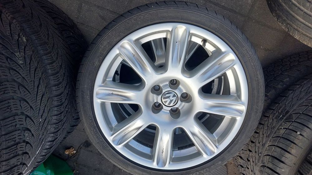 Felga aluminiowa Volkswagen OE 6Q0601025J 7.5&quot; x 17&quot; 5x100 ET 35