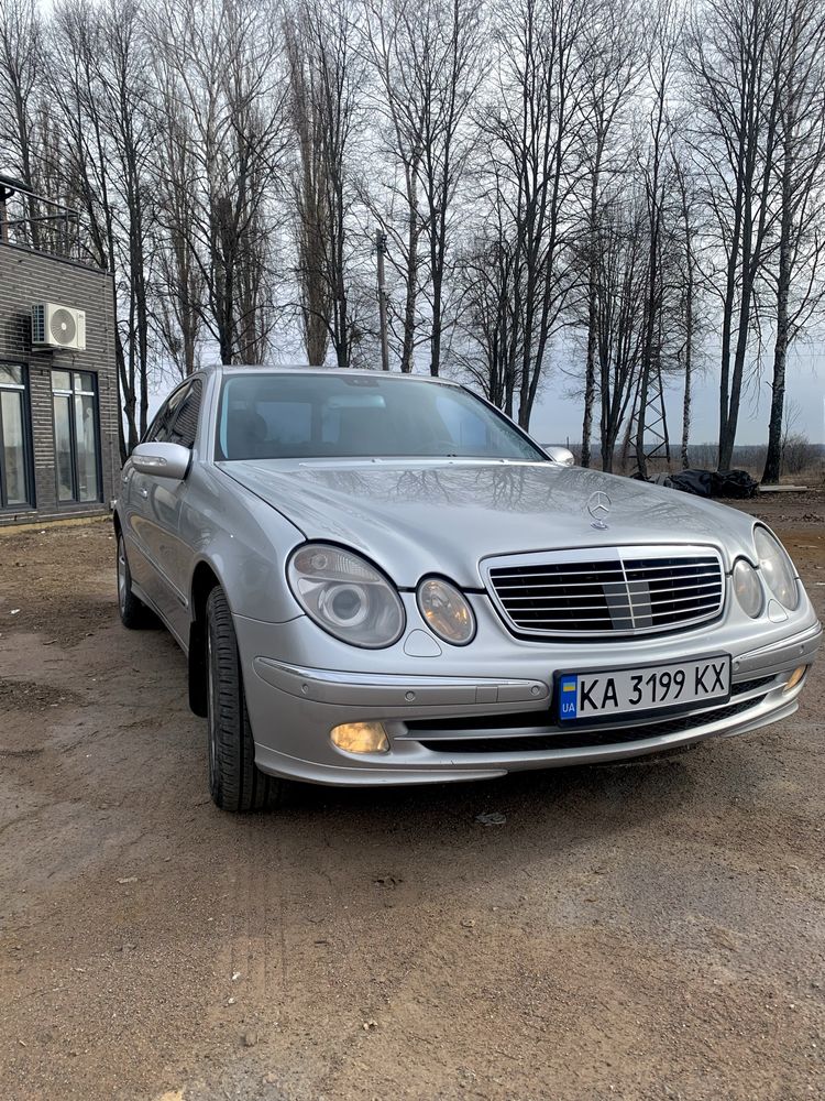 Mercedes-Benz e240 w211 ( максимальна комплектація)