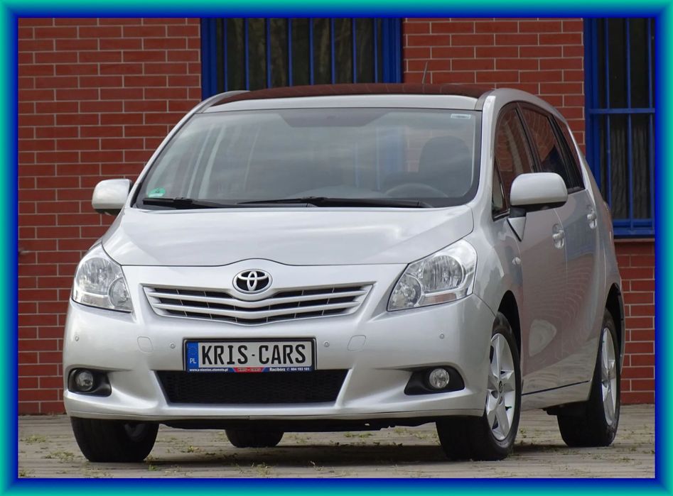 Toyota Verso 2,0Turbo Diesel 126KM, 6bieg, Super Stan, Panoramadach, 2kpl kół