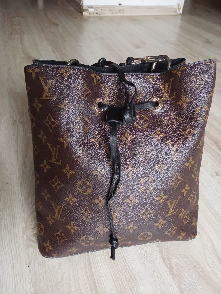 Perfect vintage retro Lv canvas shoulder bag Louis Vuitton