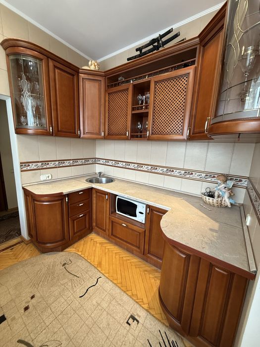 Будинок Слобода заходь та живи