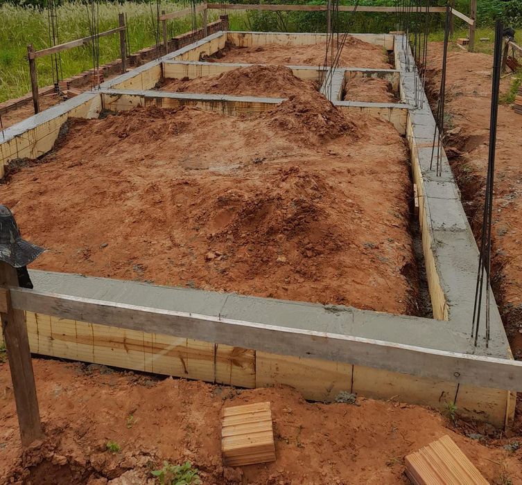 Serviço de pedreiro, trolha e biscatos reformas em geral