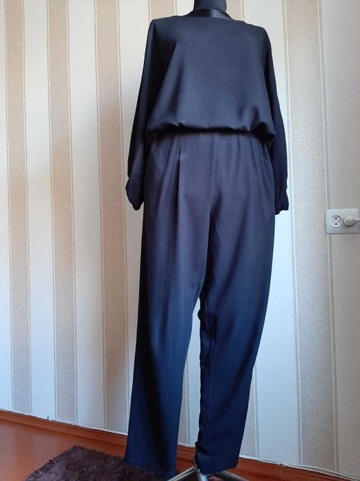 Комбинезон женский.