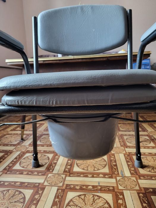 Krzesło sanitarne toaleta przenośna gratis kaczka